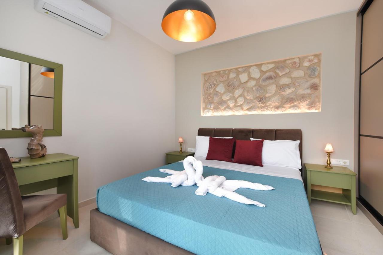 Syrene Luxury Suites Ermoupoli Bagian luar foto